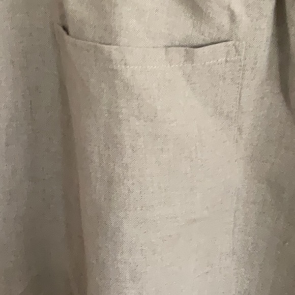 Tan Elastic Waistband Capris for Casual Comfort 100 percent linen - Picture 6 of 9